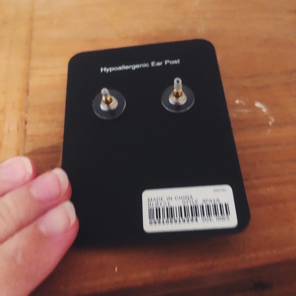 ❀ J. Crew Beaded Stud Earrings ❀ - Picture 5 of 5